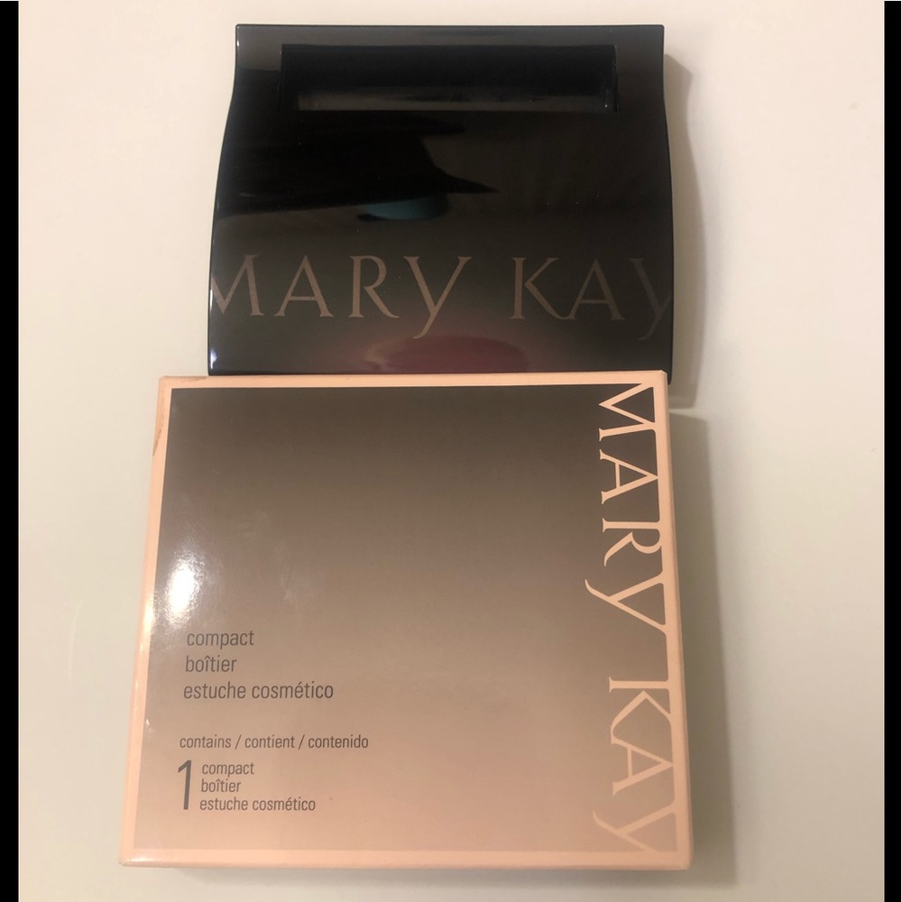 Mary Kay Compact